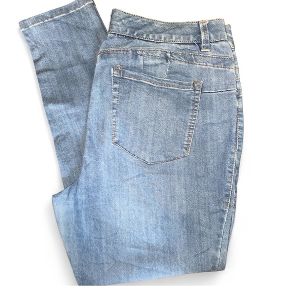 One5One• Denim - Picture 2 of 6